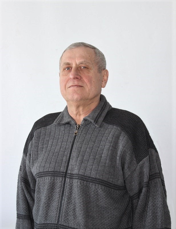Логачев Юрий Александрович.
